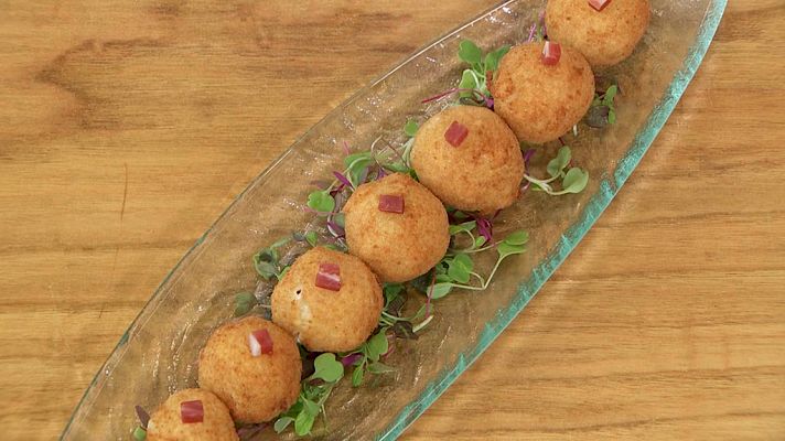 Croquetas de torta del Casar