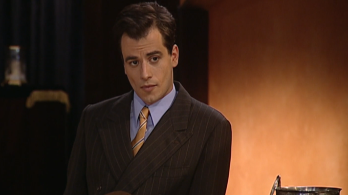 Amar en tiempos revueltos - Episodio 23