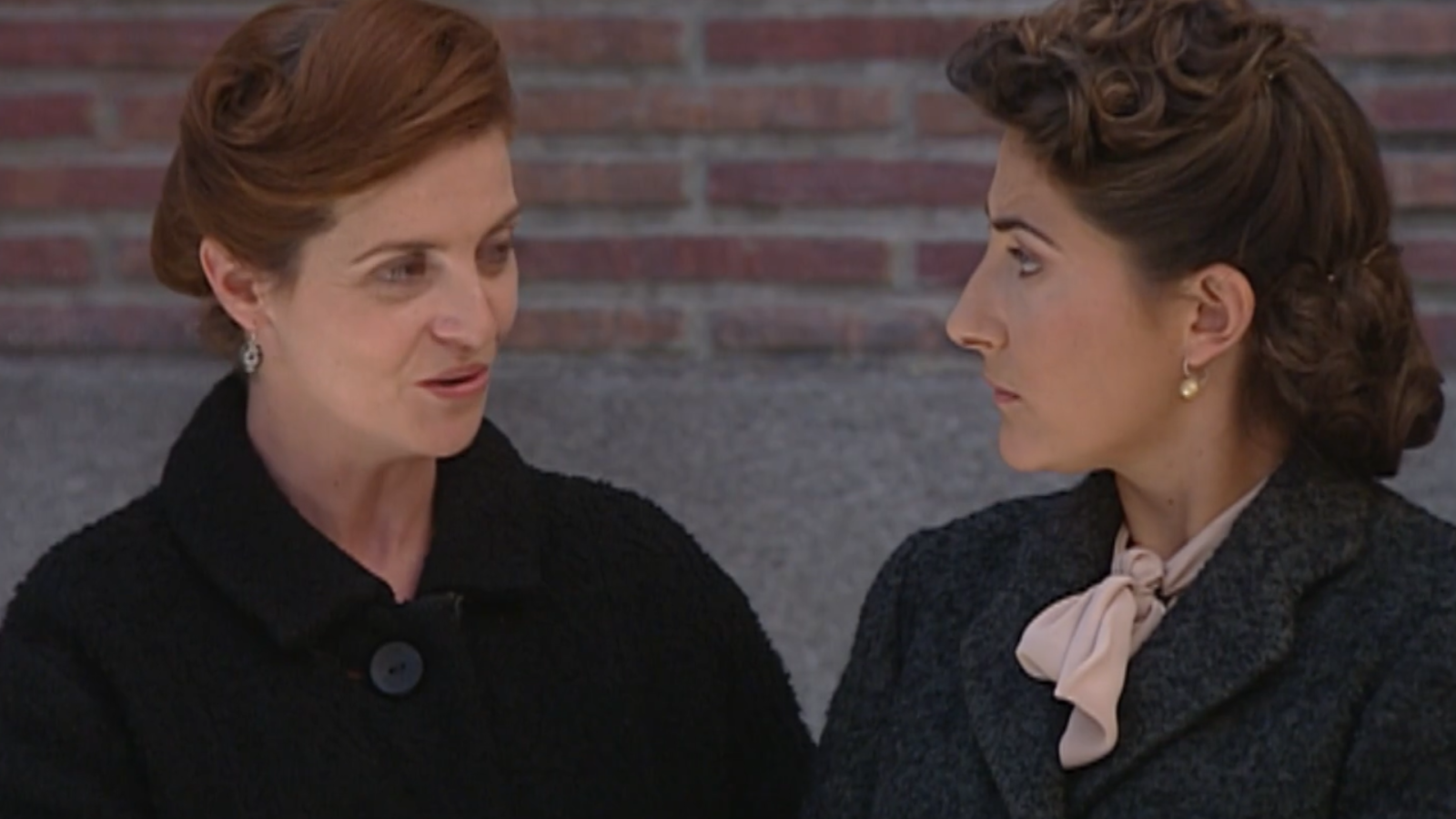 Amar en tiempos revueltos - T2 - Episodio 24 - Ver ahora