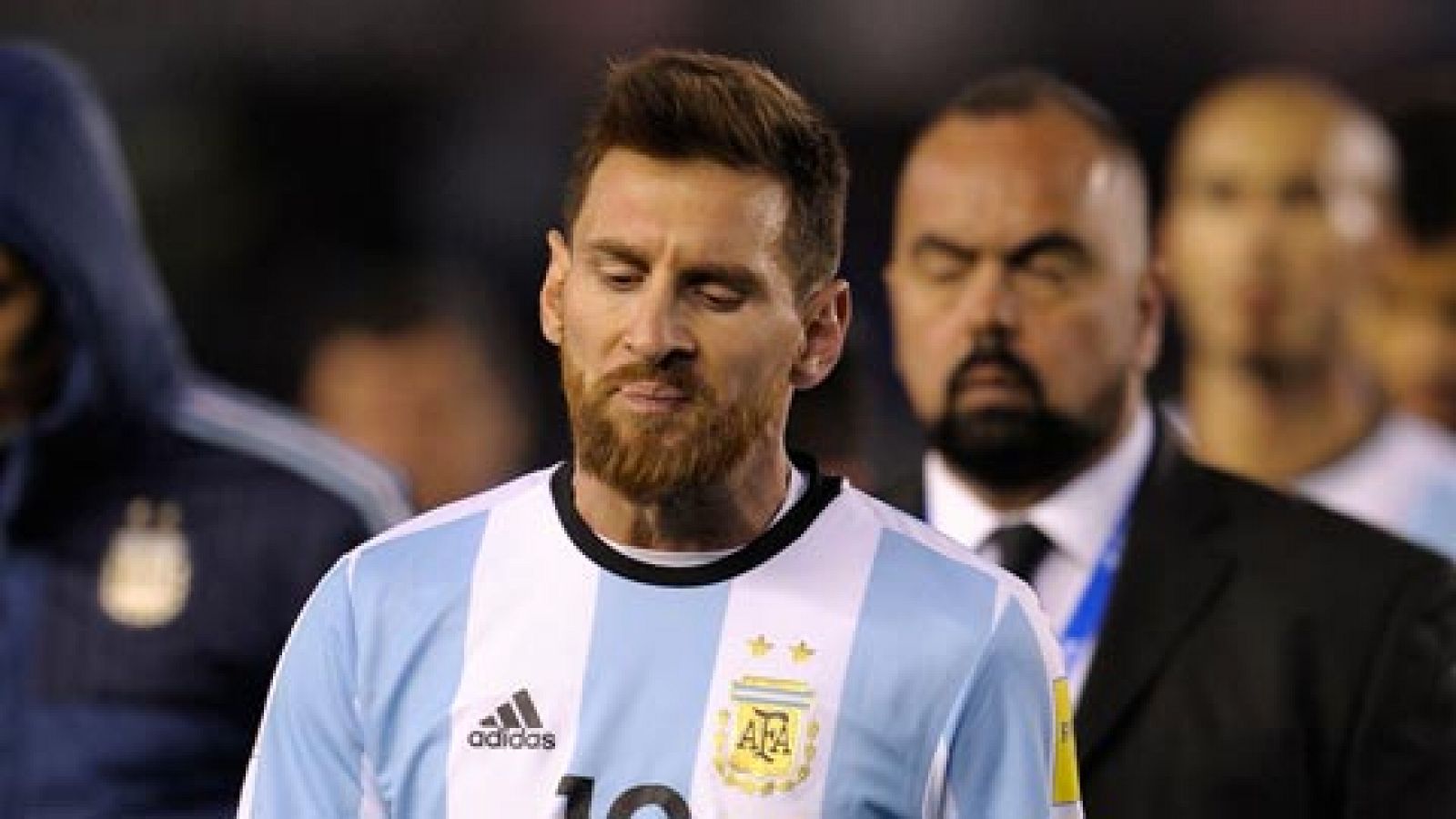 Telediario 1: Argentina se complica la clasificación al Mundial Rusia | RTVE Play
