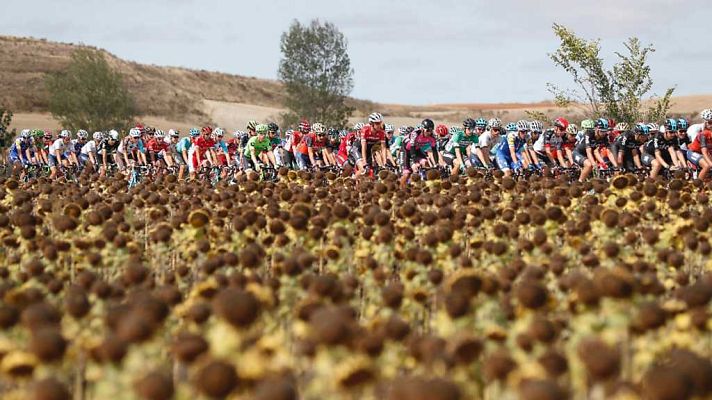 Vuelta ciclista a España - 17ª etapa: Villadiego / Los Machucos- Monumento Vaca Pasiega