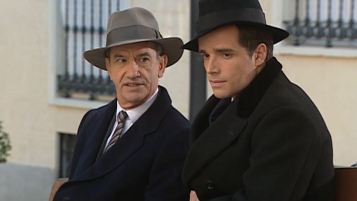 Amar en tiempos revueltos - Episodio 25