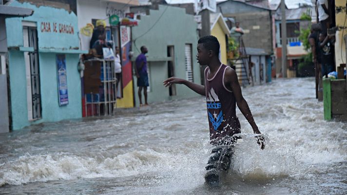 Telediario 1 - República Dominicana se prepara para la llegada del huracán Irma