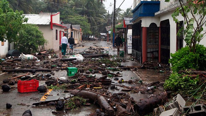Telediario 1 - Telediario 2 en 4' - 07/09/17