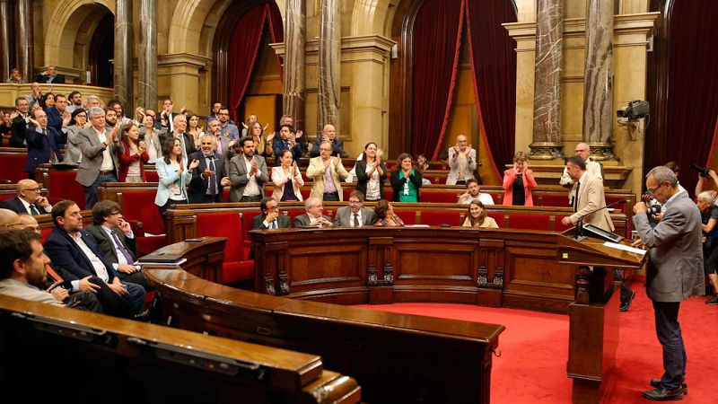 Coscubiela arranca la ovación de Cs, PSC y PP: "No quiero que mi hijo viva en un país donde la mayoría tape los derechos del resto"