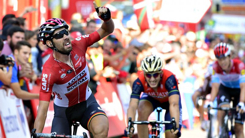 El ciclista belga Thomas de Gendt (Lotto-Soudal) se ha llevado el  triunfo en la antepenúltima etapa de La Vuelta a España, un recorrido  de 149.7 kilómetros entre el Parque Natural de Redes y Gijón, donde  el joven Iván García Cortina (Bahrain-Merid