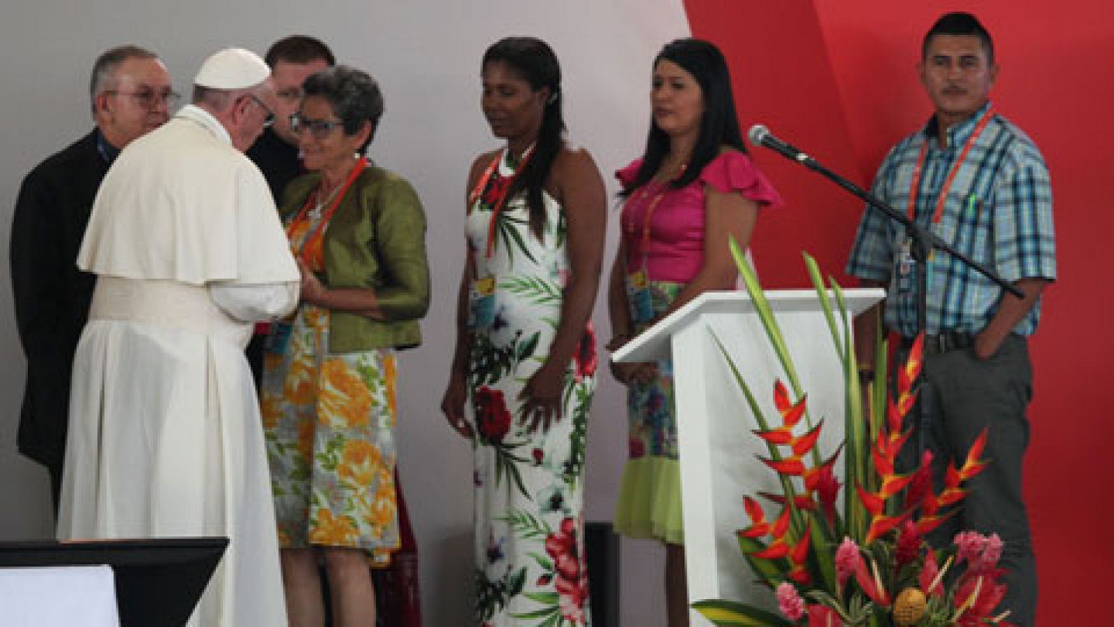 El papa pide perdonar, pero también saber la verdad del conflicto en Colombia | RTVE Play