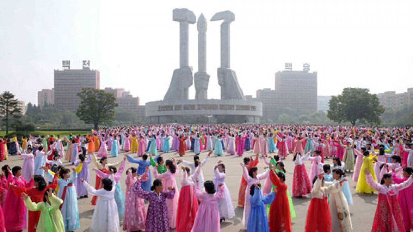 Telediario 1: Miles de refugiados norcoreanos llegan a Seúl huyendo de la dictadura | RTVE Play