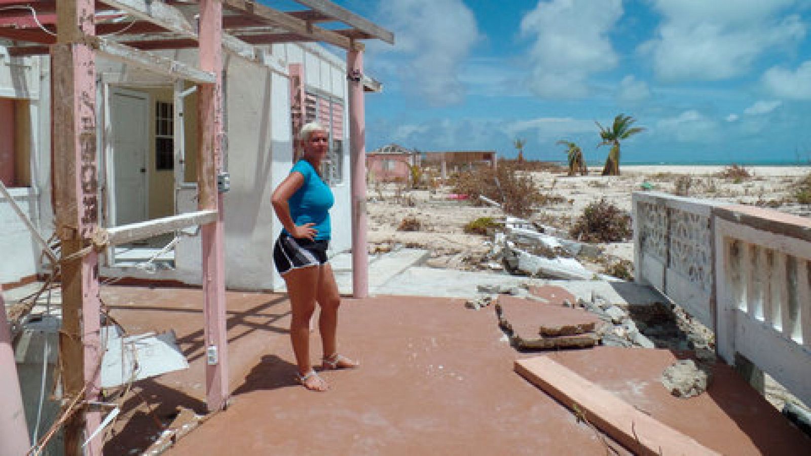 Telediario 1: Irma ha arrasado zonas muy turísticas  | RTVE Play