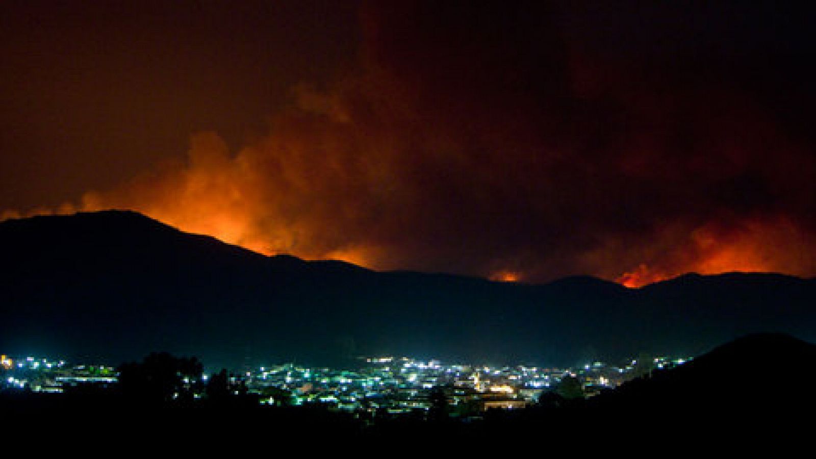 Telediario 1: Todo apunta a que el incendio en La Granada de Riotinto ha sido intencionado | RTVE Play