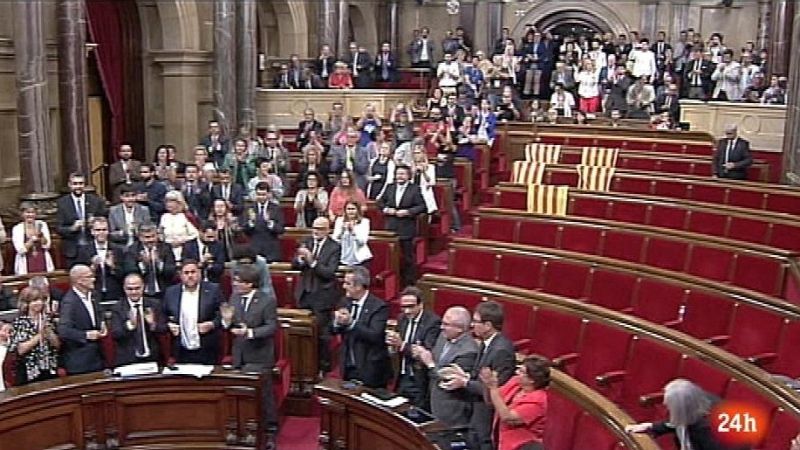 Parlamento - El foco parlamentario - Convocado el referendum del 1-O - 09/09/2017