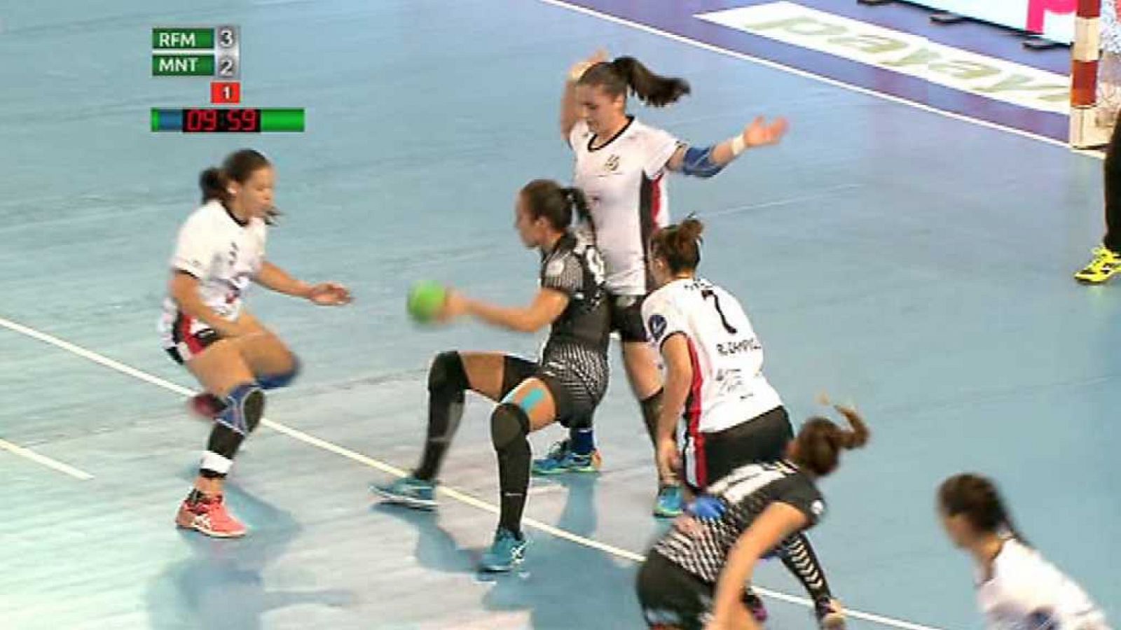 Balonmano - Liga Guerreras Iberdrola 1ª jornada: Rincón Fertilidad Málaga-BMC Mavi Nuevas Tecnolg.