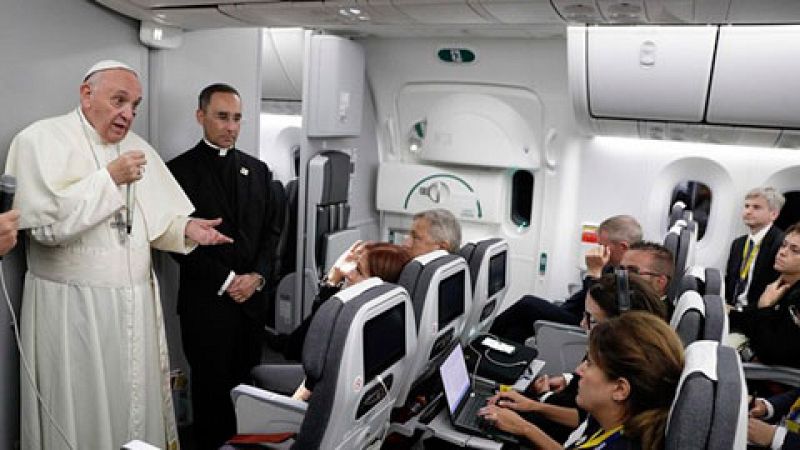 El papa Francisco ha llegado a Roma procedente de Colombia donde ha permanecido durante cinco días