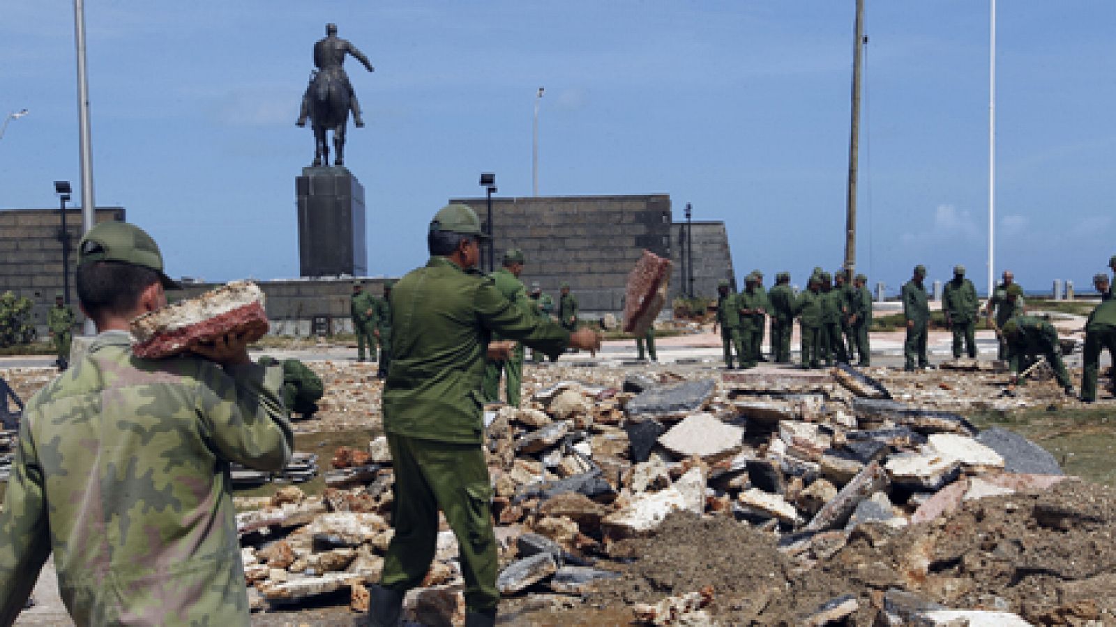 Telediario 1: Irma deja 10 muertos a su paso por Cuba y un rastro de destrucción | RTVE Play