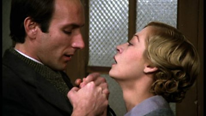 Los gozos y las sombras - Capítulo 7