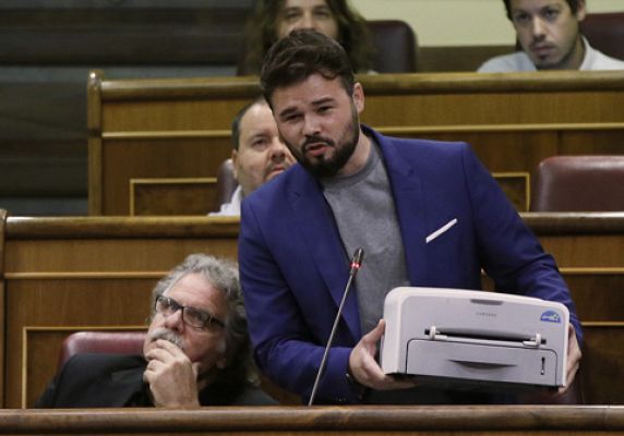 Rufián pide al Gobierno que "no persigan impresoras sino a corruptos y ladrones"