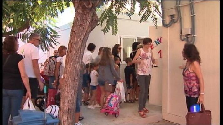 Informatiu Balear - Els pares de Campos reclamen un nou centre