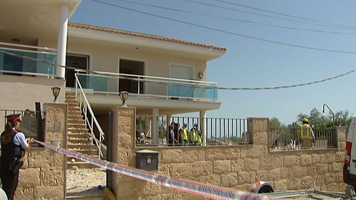 Telediario 1 - La célula terrorista de Ripoll había acumulado más de cien kilos de explosivos