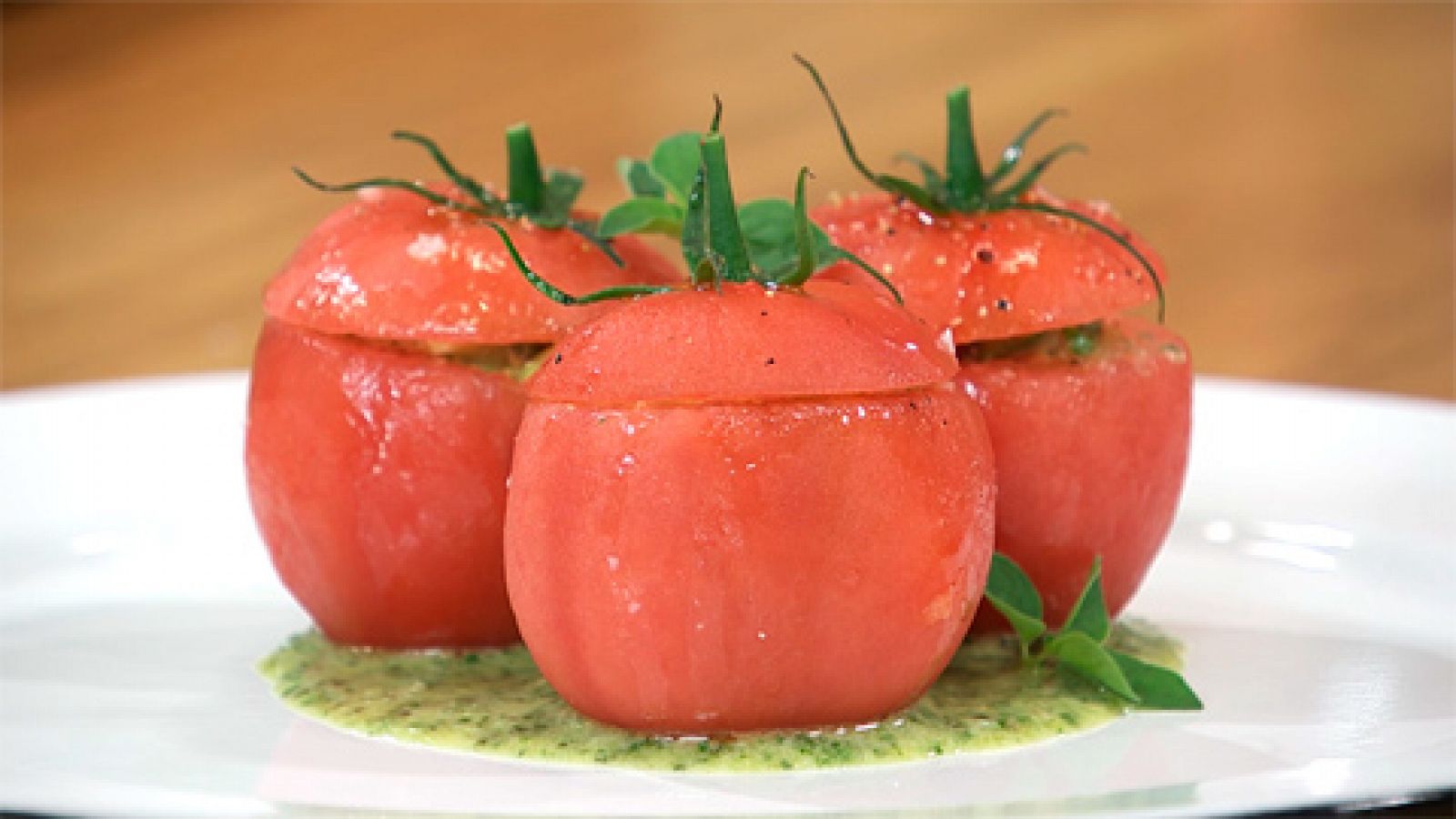 Torres en la cocina - Tomates con pesto de orégano