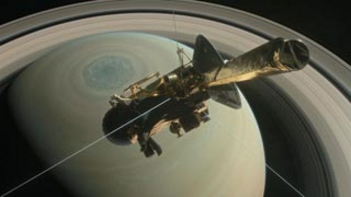 Cassini concluye su misión en Saturno tras 20 años