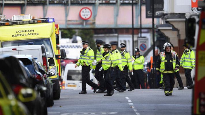 Un joven de 18 años detenido en relación con el atentado en el metro de Londres
