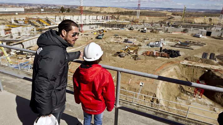 Telediario 1 - La conversión de la Peineta en el nuevo Metropolitano