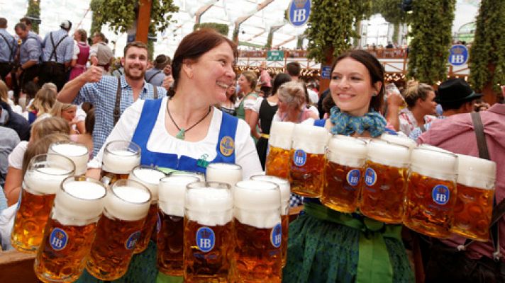 Múnich celebra el Oktoberfest entre fuertes medidas de seguridad