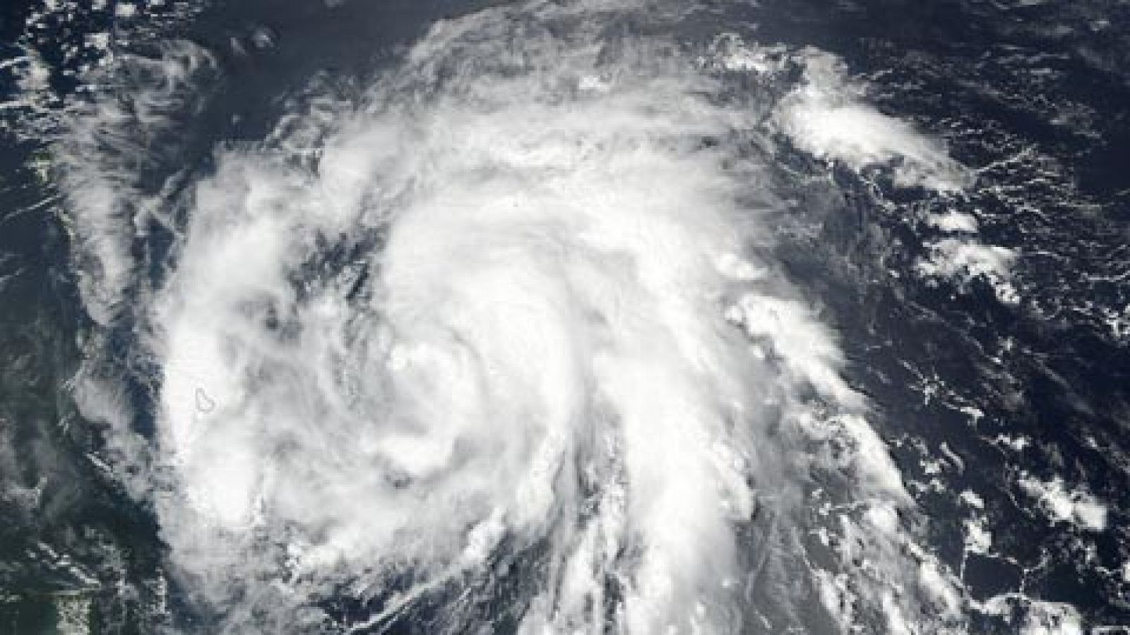 El Caribe se prepara para el huracán María cuando aún no se ha recuperado de la destrucción del Irma