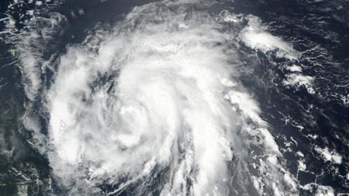 El Caribe se prepara para el huracán María 