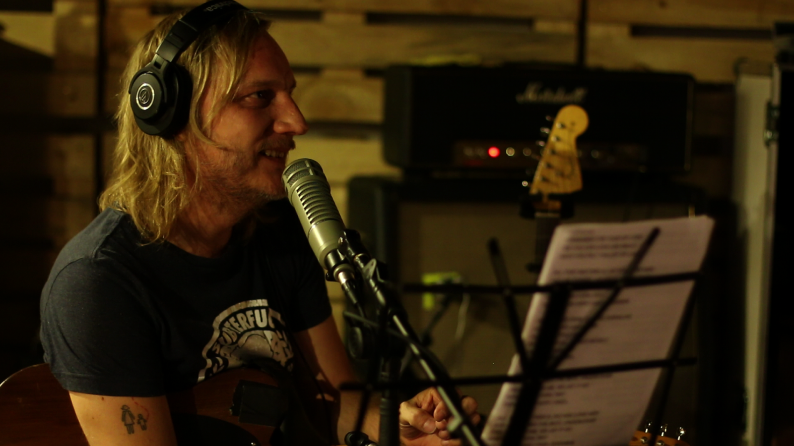 Neuman - Gibberish (Directo en Crashpad Studios) - 18/09/17 - ver ahora