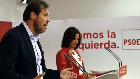 El PSOE rebaja su rechazo a la aplicación del artículo 155 para evitar el referéndum de Cataluña 