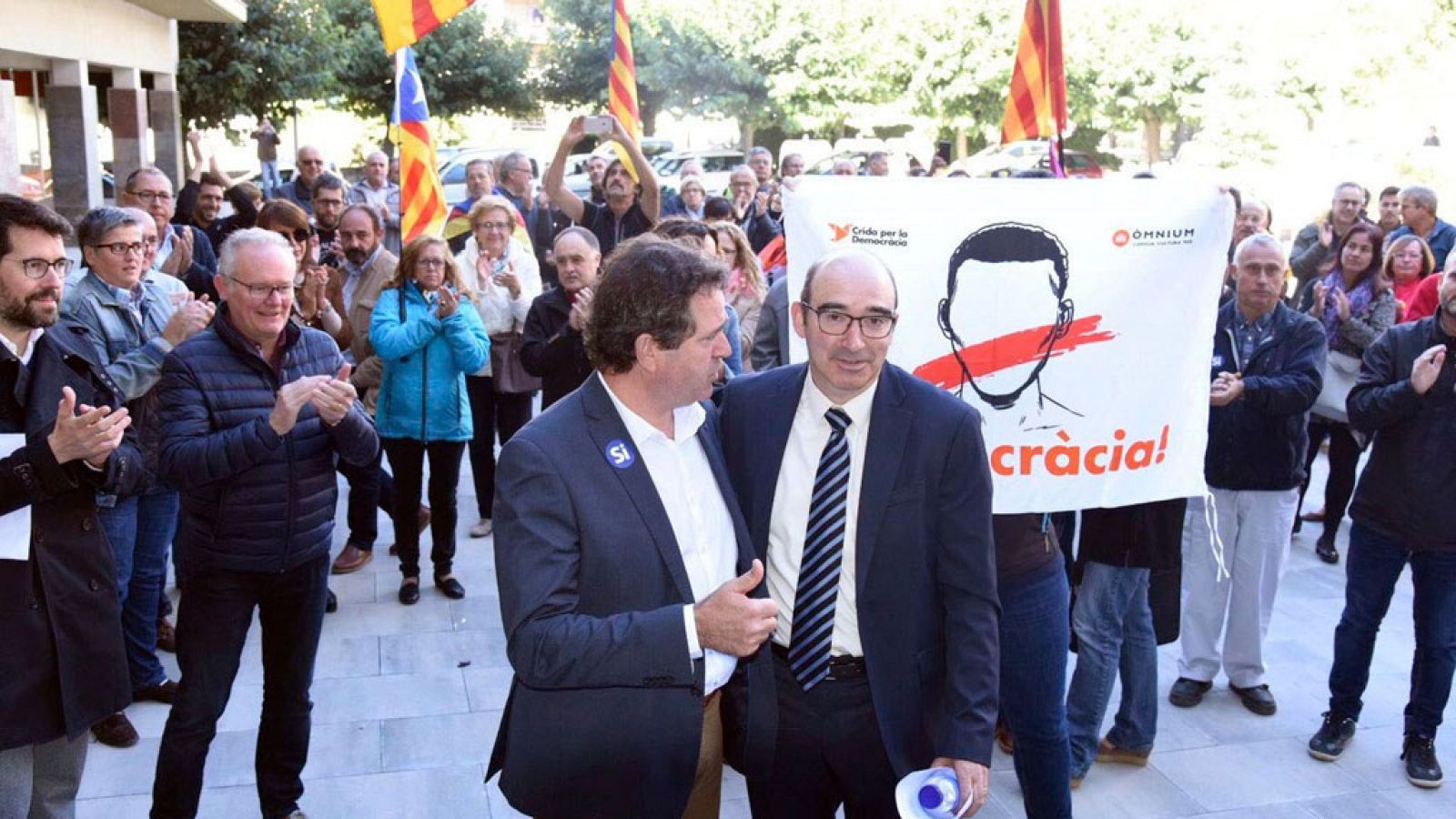 Telediario 1: Telediario 2 en 4' - 19/09/17 | RTVE Play