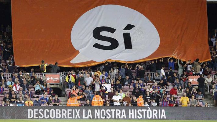 Telediario 1 - El Barça condena los ataques a las libertades y al "derecho a decidir"