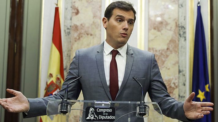 Telediario 1 - Los partidos constitucionalistas insisten en que Puigdemont debe dar marcha atrás a sus planes independentistas