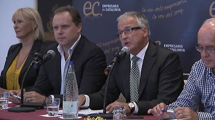 Telediario 1 - Los empresarios catalanes preocupados por las consecuencias económicas del referéndum