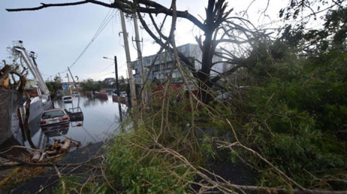 Diez personas fallecidas como consecuencia del huracán María