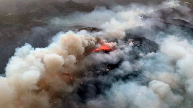 Regresan a sus casas parte de los 800 evacuados por el incendio de Gran Canaria 