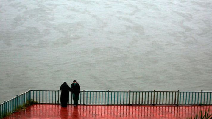 Lluvia en el norte y este peninsular e intervalos nubosos en el resto