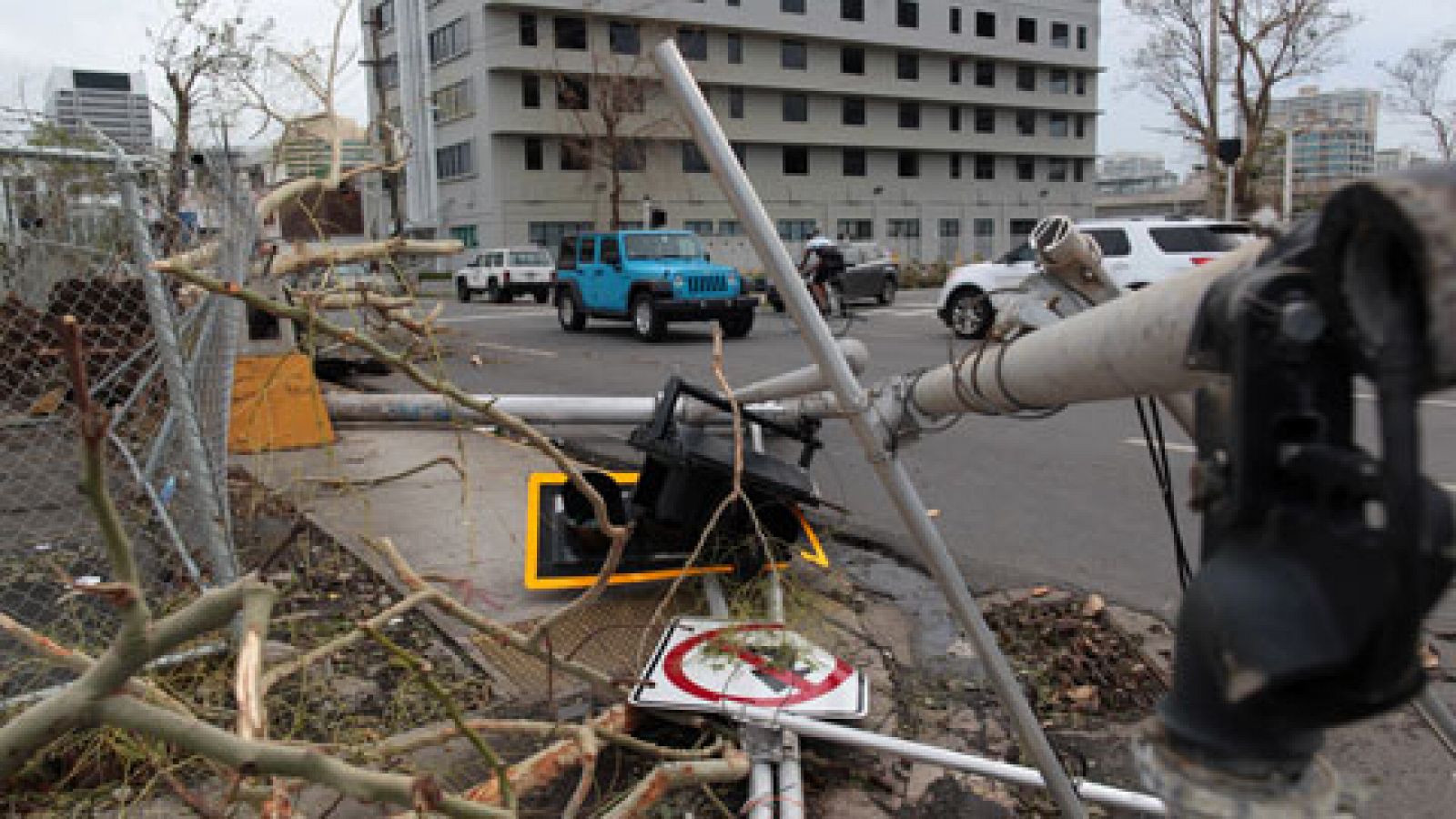 Telediario 1: El huracán María castiga a Puerto Rico cuando todavía no se había recuperado de los efectos de Harvey | RTVE Play