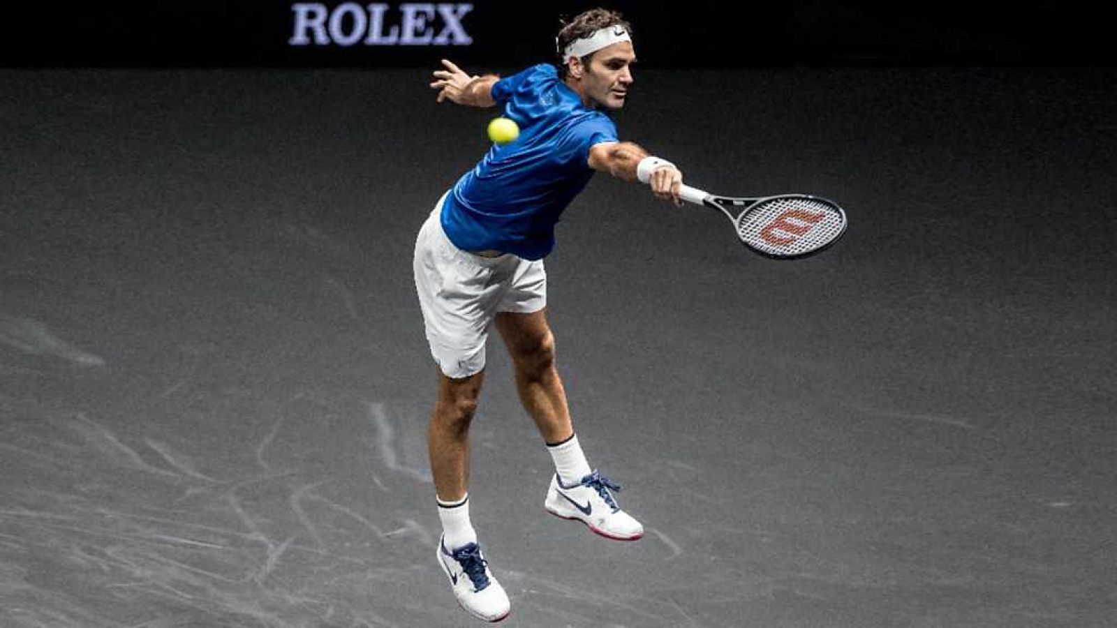 Tenis - Laver Cup 2017 Primer partido desde Praga: Roger Federer - Sam Querrey