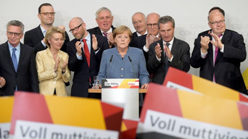 Merkel gana las elecciones en Alemania pero pierde votos respecto a 2013