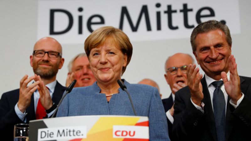 Merkel: "Somos el partido más fuerte, hemos recibido la misión de formar gobierno y vamos a hacerlo"