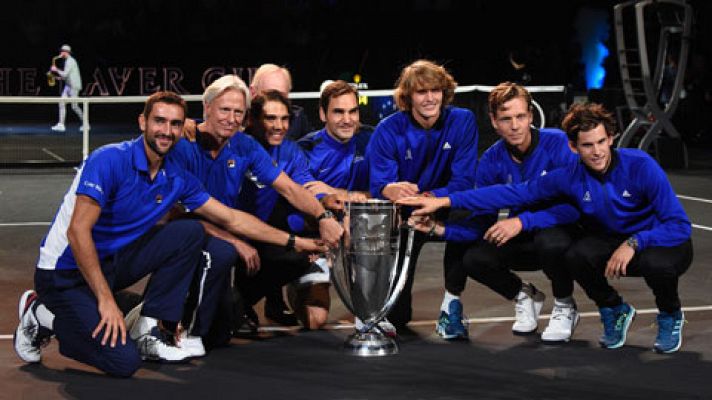 Federer da el triunfo a Europa en la Laver Cup