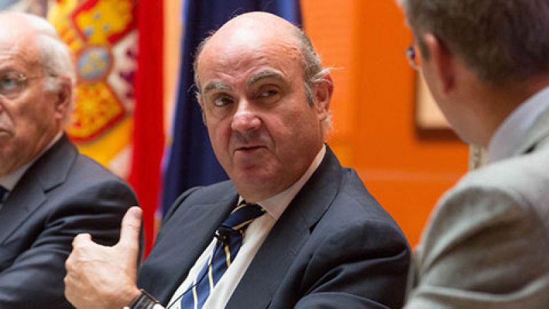 De Guindos ve inviable el proyecto independentista para Cataluña