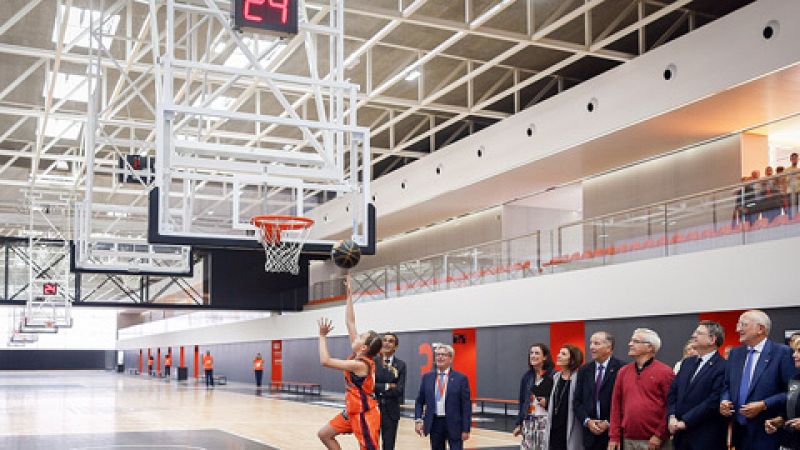 El reciente campeón de la Supercopa ha estrenado las mayores instalaciones para baloncesto de formación en toda Europa.
