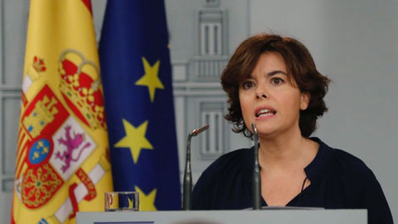 El Gobierno pide a Puigdemont que "finalice esta farsa"