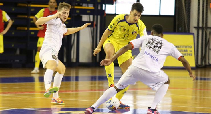  - LNFS 2017-2018. Jornada 3. Gran Canaria 4-3 Santiago Futsal. Resumen