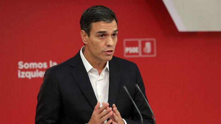 Pedro Sánchez pide a Rajoy que negocie "una salida" con Puigdemont