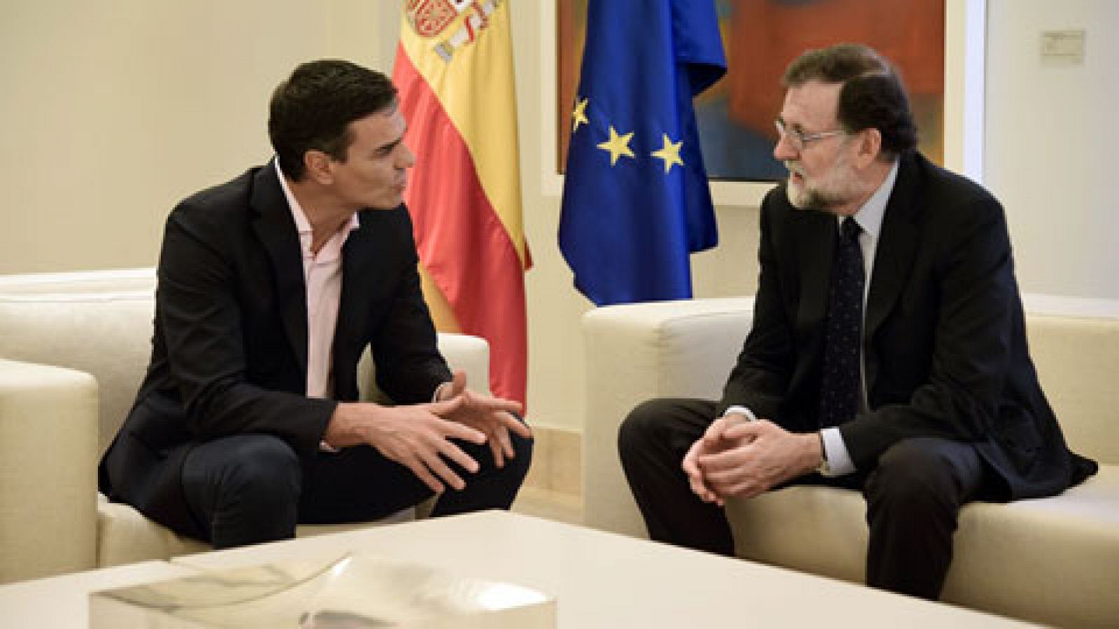 Telediario 1: Sánchez reclama a Rajoy negociar ya con Puigdemont y Rivera pide aplicar el artículo 155 | RTVE Play