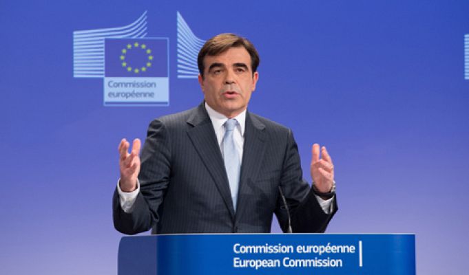 Telediario 1 - La UE afirma que el referéndum no fue "legal" pero avisa: "La violencia nunca puede ser un instrumento en política